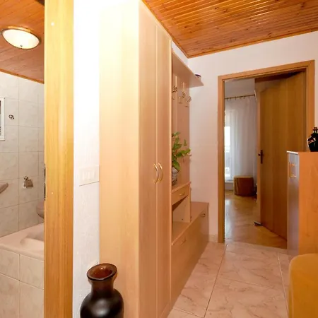 Elena Apartamento Trogir